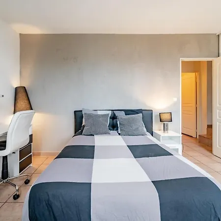 Apartament Joli Meuble Panier Montee Des Accoules